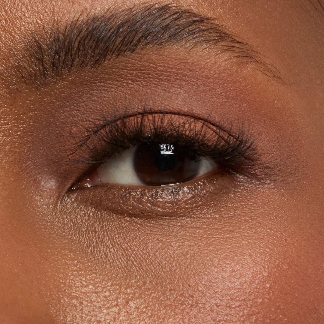 SOMBRA DE OLHOS MATE EM STICK ORBIT CLAY MATE PONTO CHIC