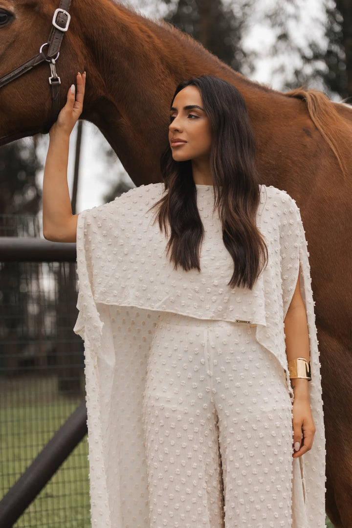 BLUSA CRU FLUIDA COM TEXTURA SAHOCO