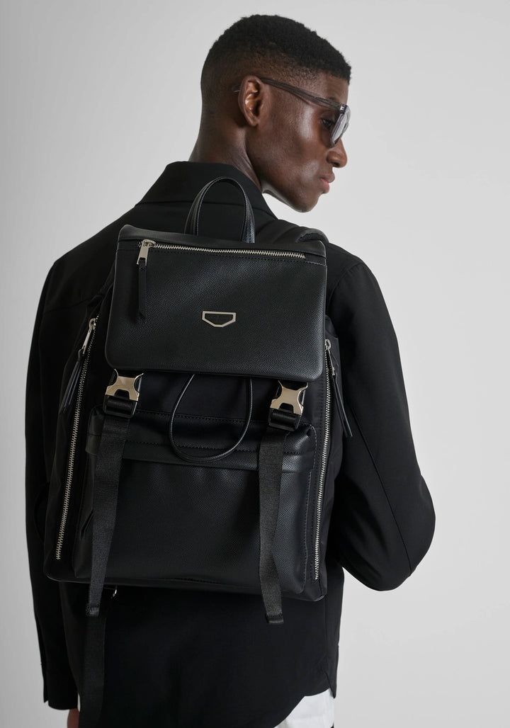 MOCHILA PRETA EM NYLON E DETALHES EFEITO PELE ANTONY MORATO