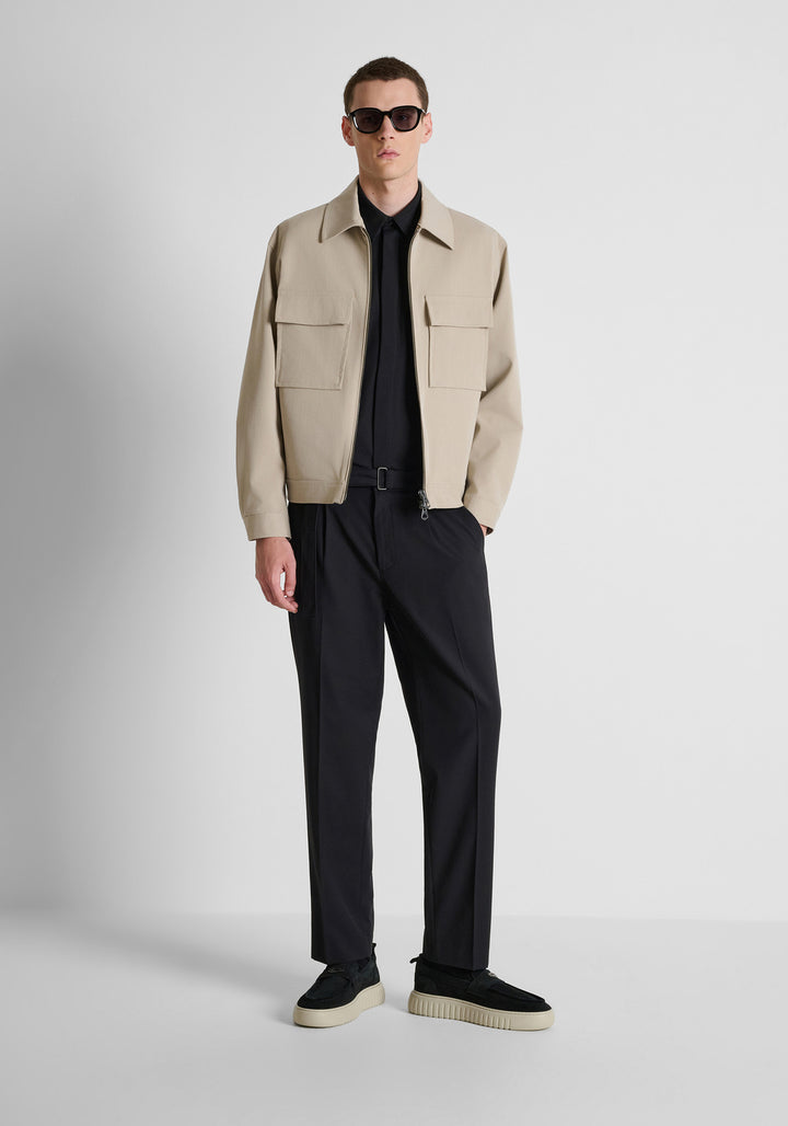 Casaco curto bege relaxed fit com placa metálica Antony Morato