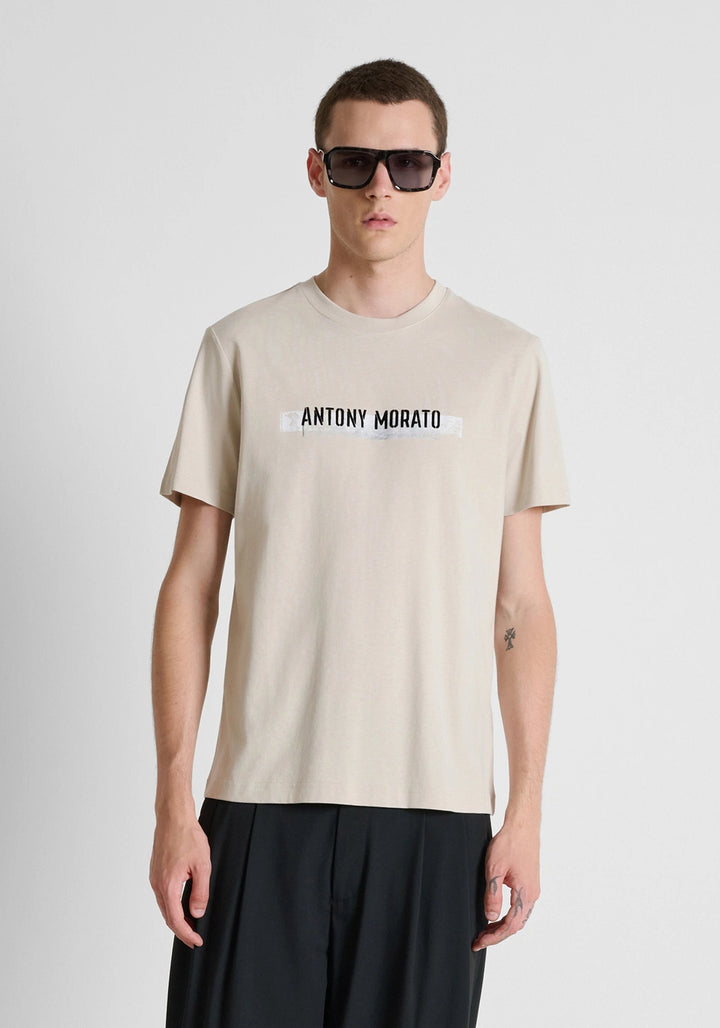 T-SHIRT BEGE COM ESTAMPADO FRONTAL ANTONY MORATO