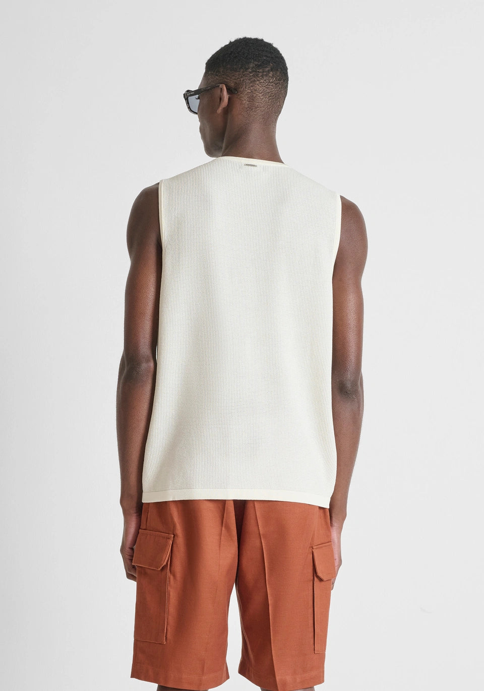 CAMISOLA CAVA CRU EM MALHA TEXTURADA ANTONY MORATO