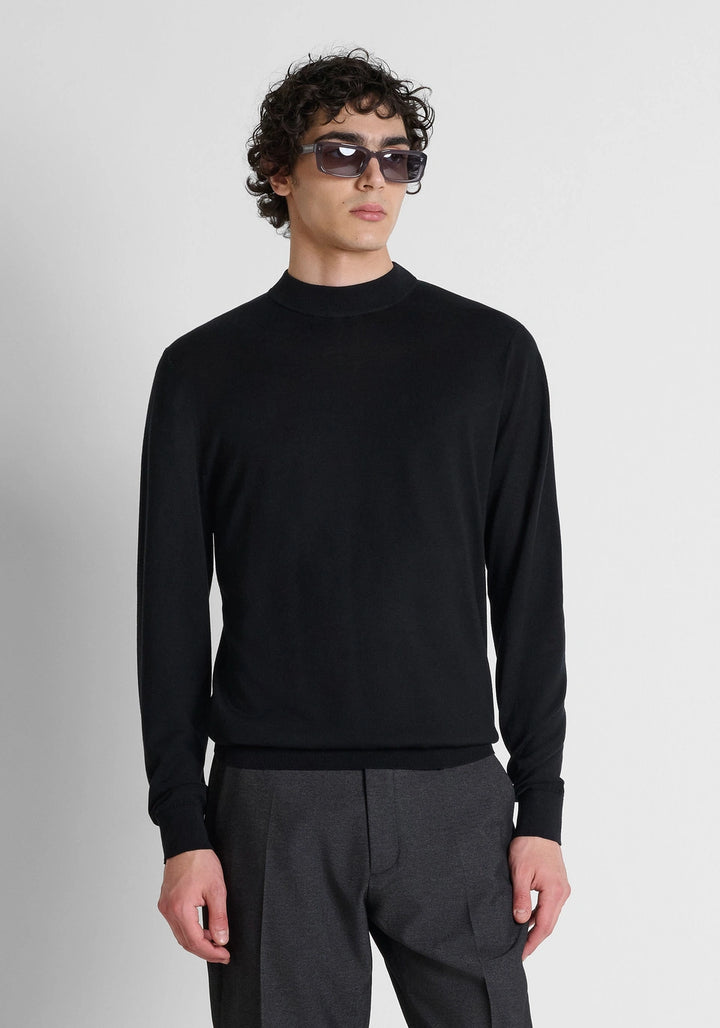 CAMISOLA PRETA DECOTE REDONDO ANTONY MORATO