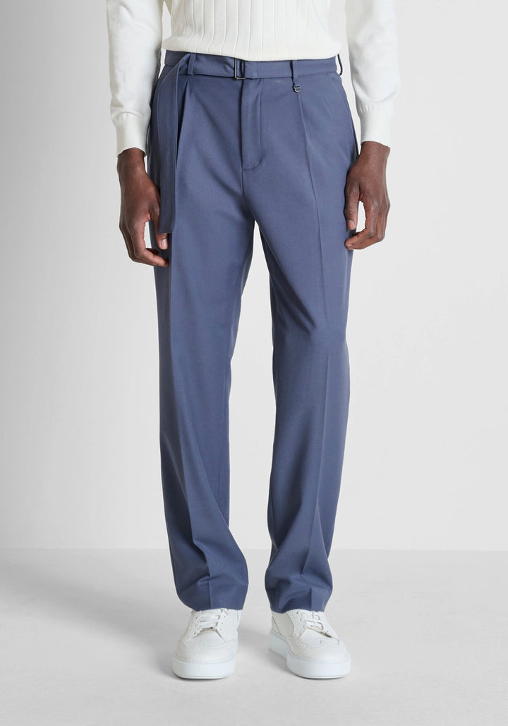 CALÇA AZUL COM CINTO ANTONY MORATO