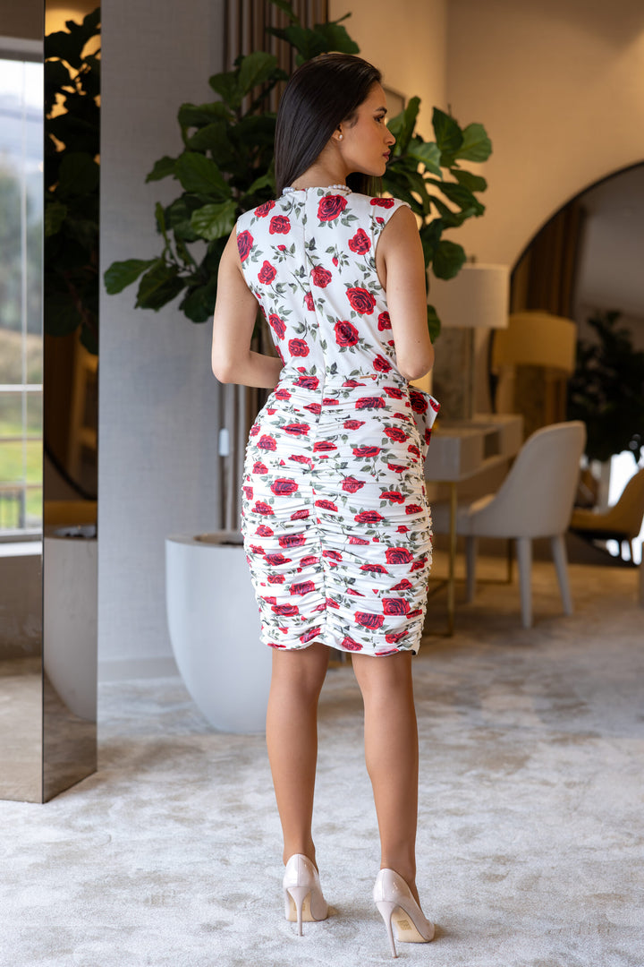 VESTIDO ESTAMPA ROSA COM LAÇO MAXI LANÇA PERFUME