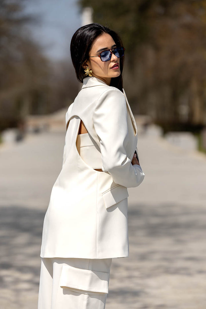 BLAZER ESTRUTURADO COM RECORTES SAHOCO