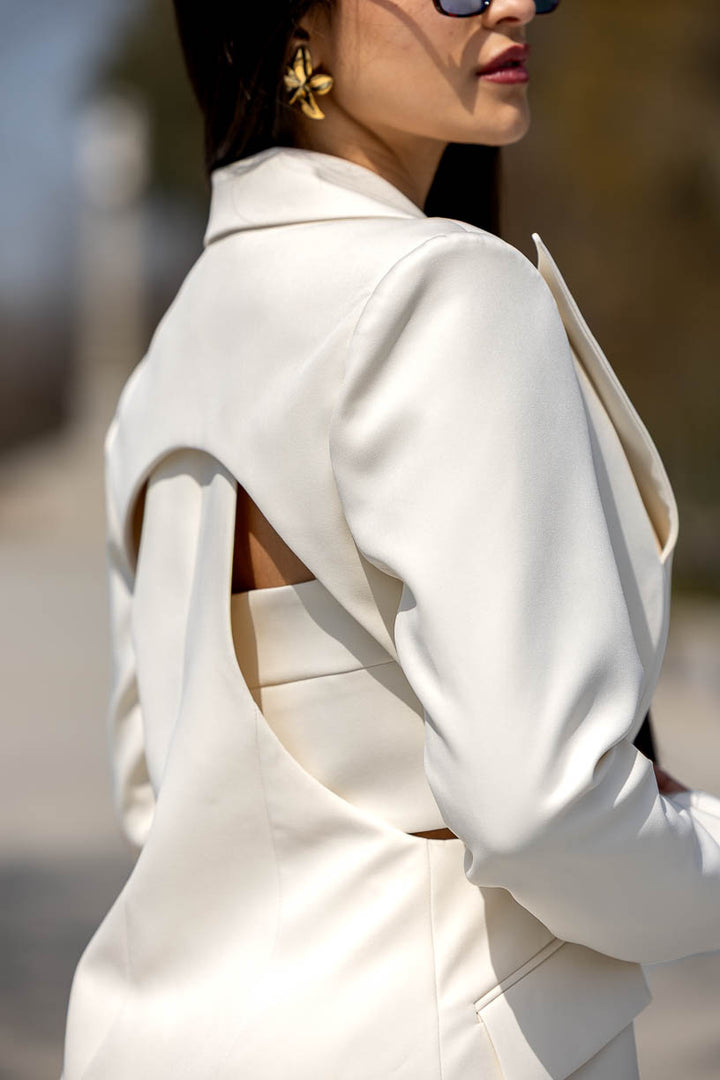BLAZER ESTRUTURADO COM RECORTES SAHOCO