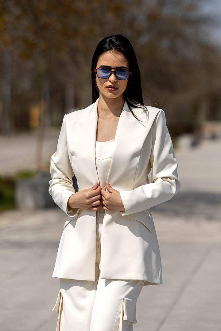 BLAZER ESTRUTURADO COM RECORTES SAHOCO