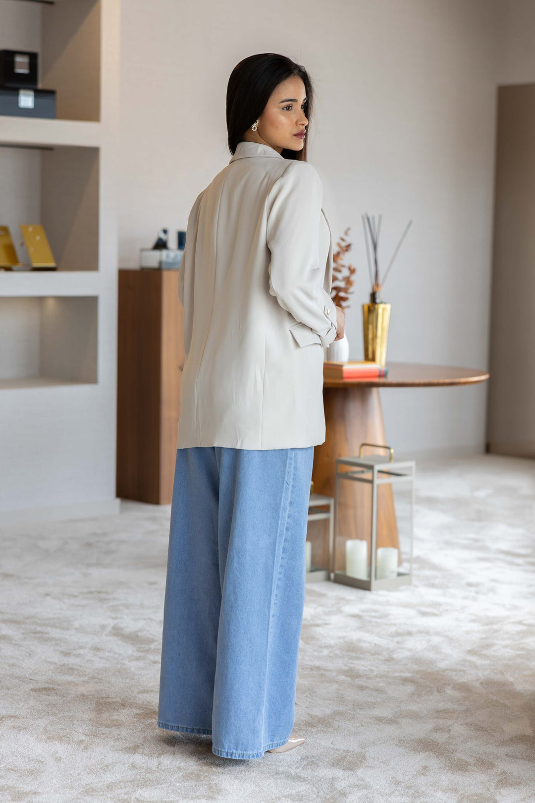 BLAZER BEGE BOTÃO DOURADO PONTO CHIC