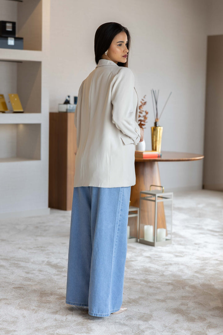 BLAZER BEGE BOTÃO DOURADO PONTO CHIC