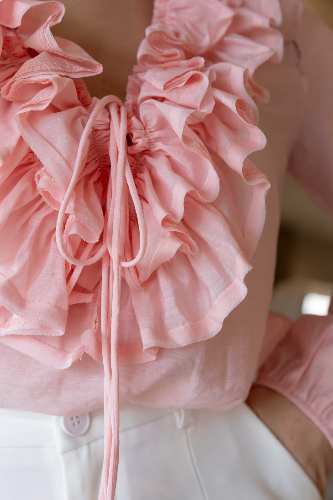 BLUSA ROSA COM FOLHO PONTO CHIC