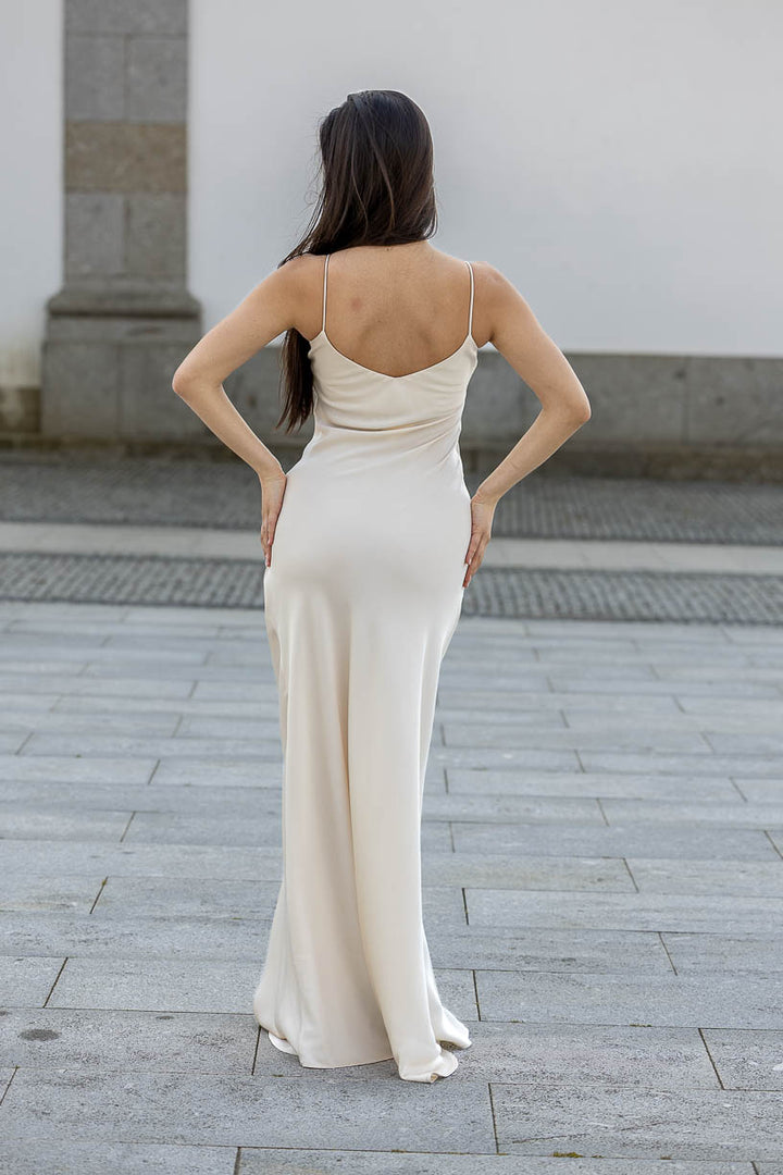 VESTIDO LONGO ACETINADO BEGE ELEH