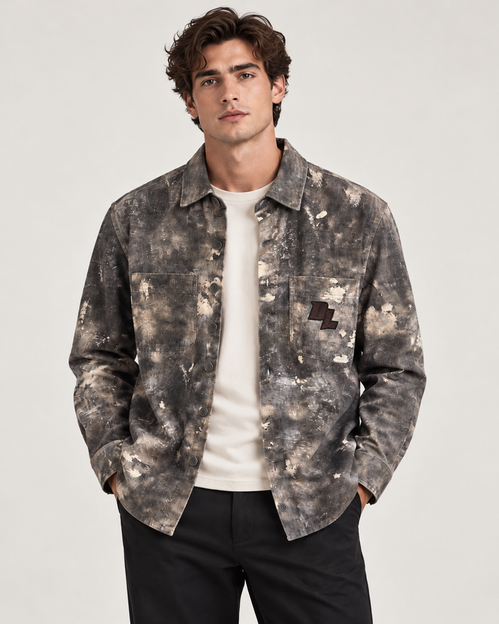 SOBRECAMISA CINZA EFEITO DESBOTADO COM PATCH BORDADO PONTO CHIC