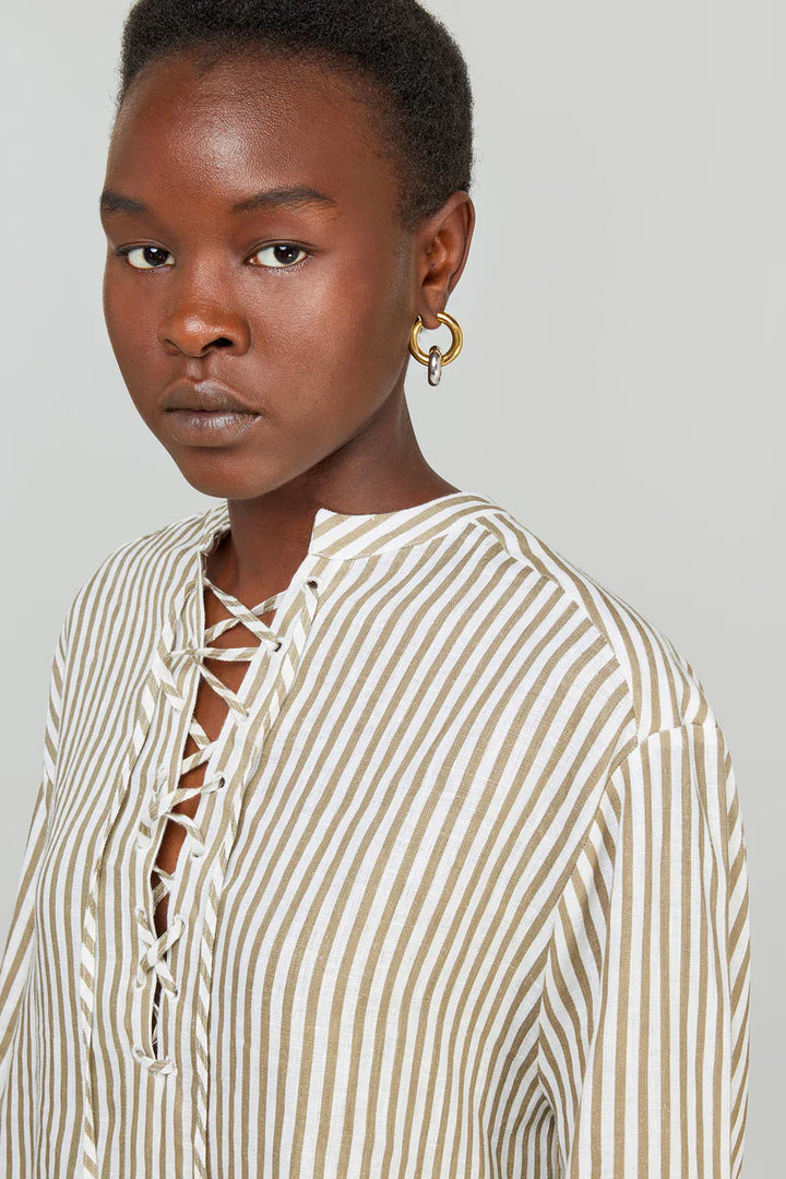 BLUSA RISCA BEGE SEMICOUTURE
