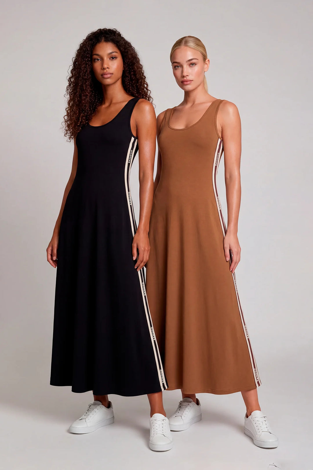 VESTIDO PRETO COM FAIXAS LATERAIS SAHOCO