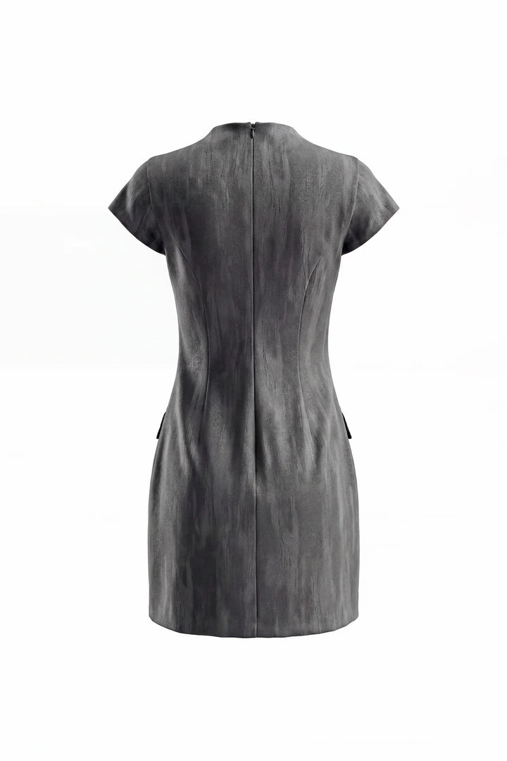VESTIDO CURTO CINZA ESTRUTURADO COM MANGAS LARGAS SAHOCO