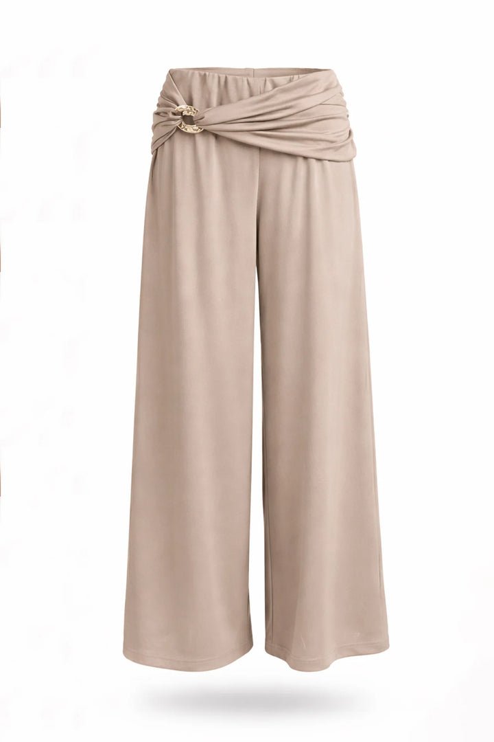 CALÇA CAMEL COM DRAPEADO E PORMENOR DOURADO SAHOCO