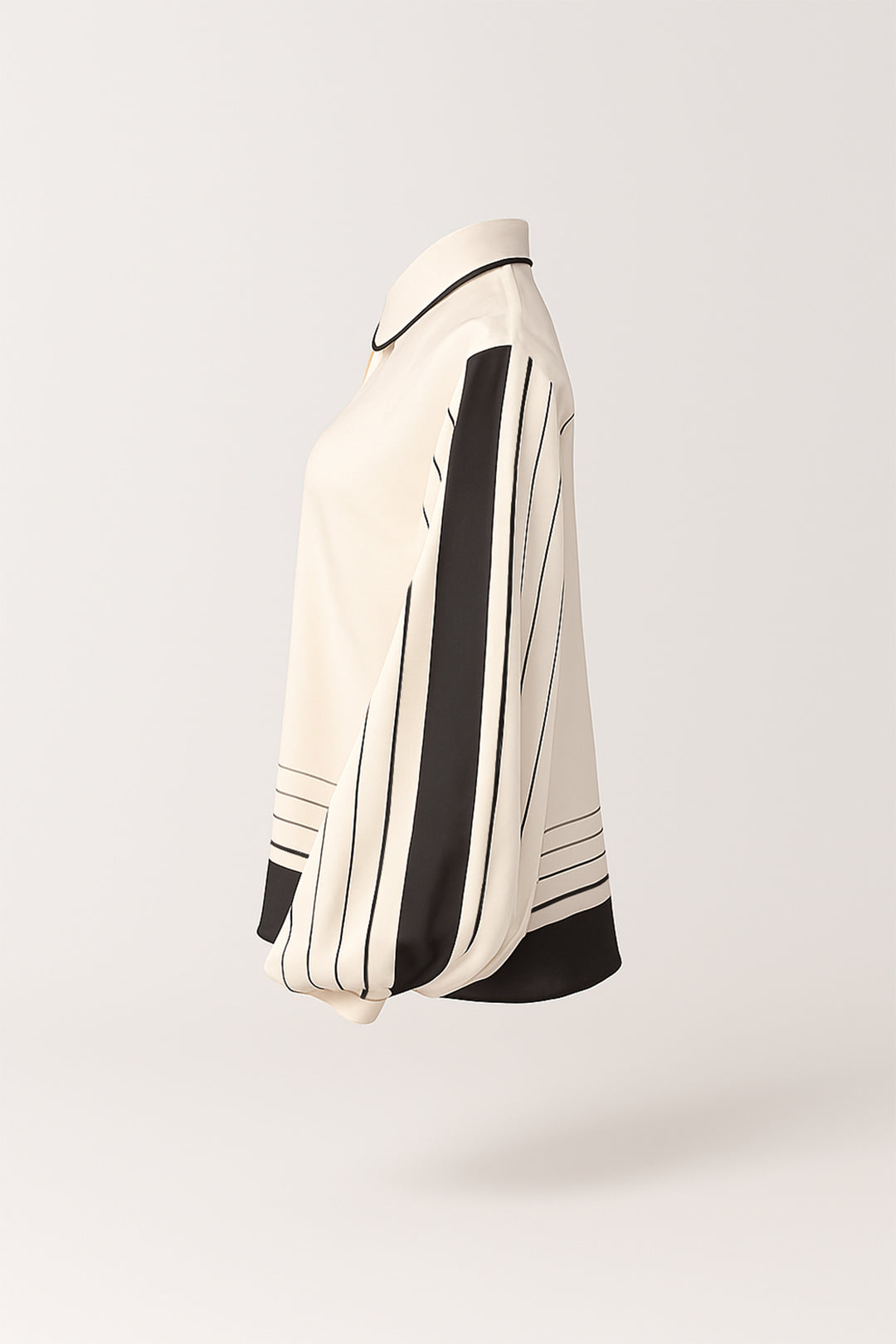 BLUSA CREME COM PADRÃO DE RISCAS SAHOCO