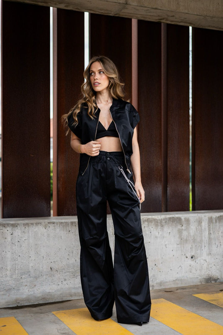 CALÇA TROMPETE COM ACESSORIO GAELLE PARIS