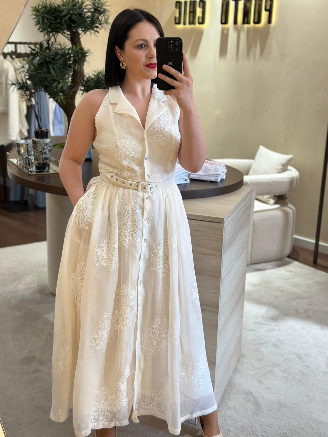 VESTIDO CAMISEIRO TECIDO BORDADO BRANCO PONTO CHIC