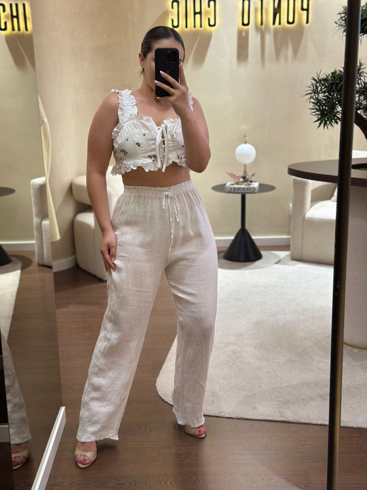 CALÇA BRANCA EM LINHO PONTO CHIC