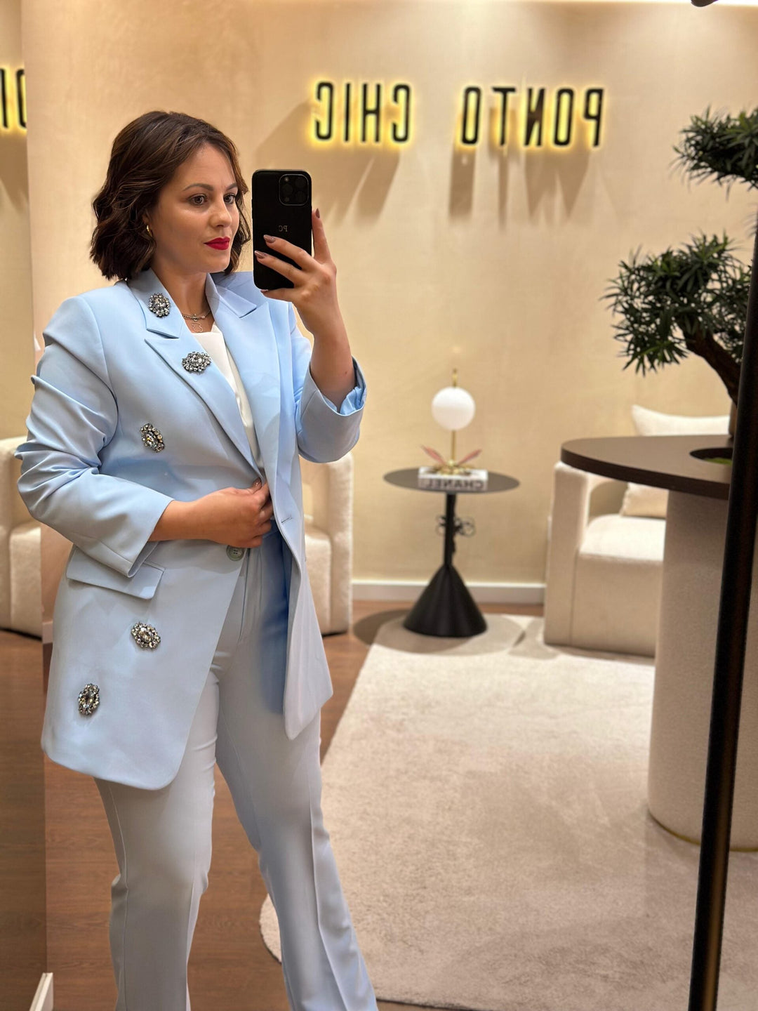 BLAZER AZUL COM APLICAÇÕES RINASCIMENTO