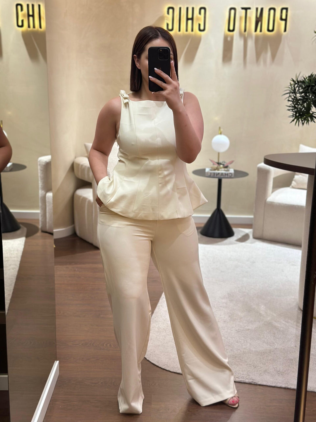 CONJUNTO TOP E PANTALONA AMARELO MANTEIGA PONTO CHIC