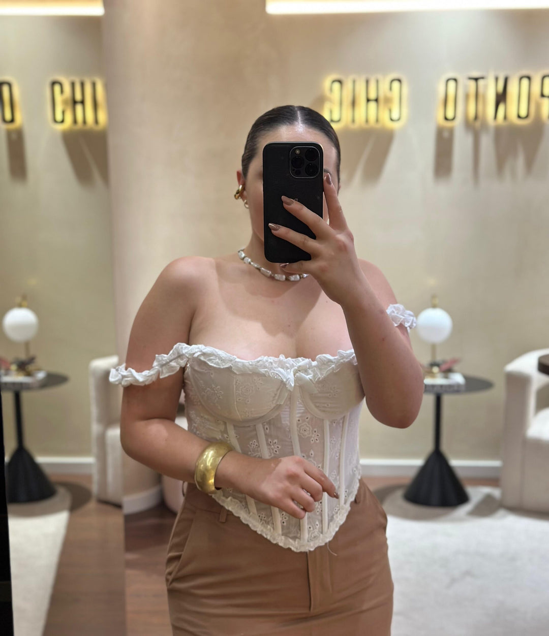 CORSET BRANCO BORDADO INGLês PONTO CHIC