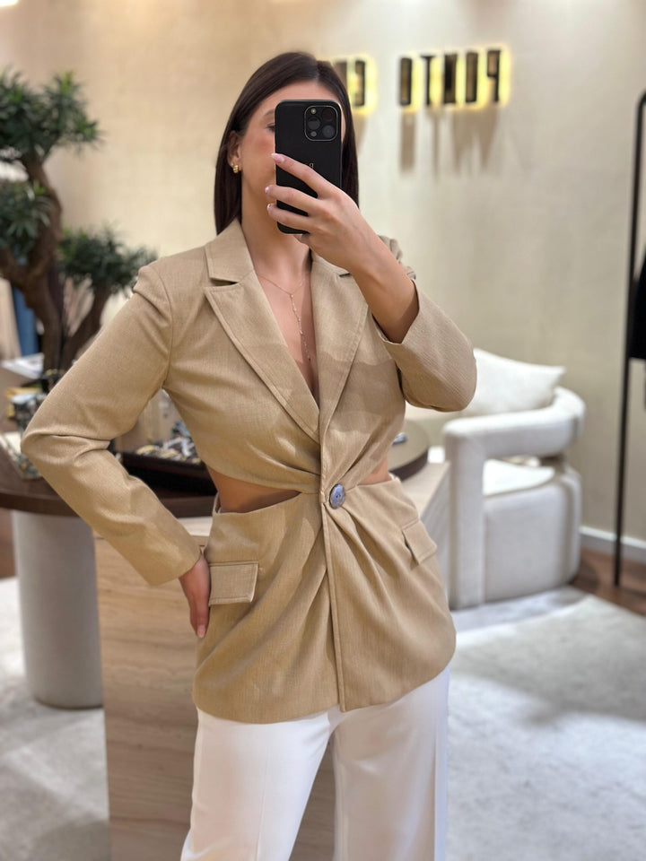 BLAZER BEGE COM ABERTURAS LATERAIS SAHOCO