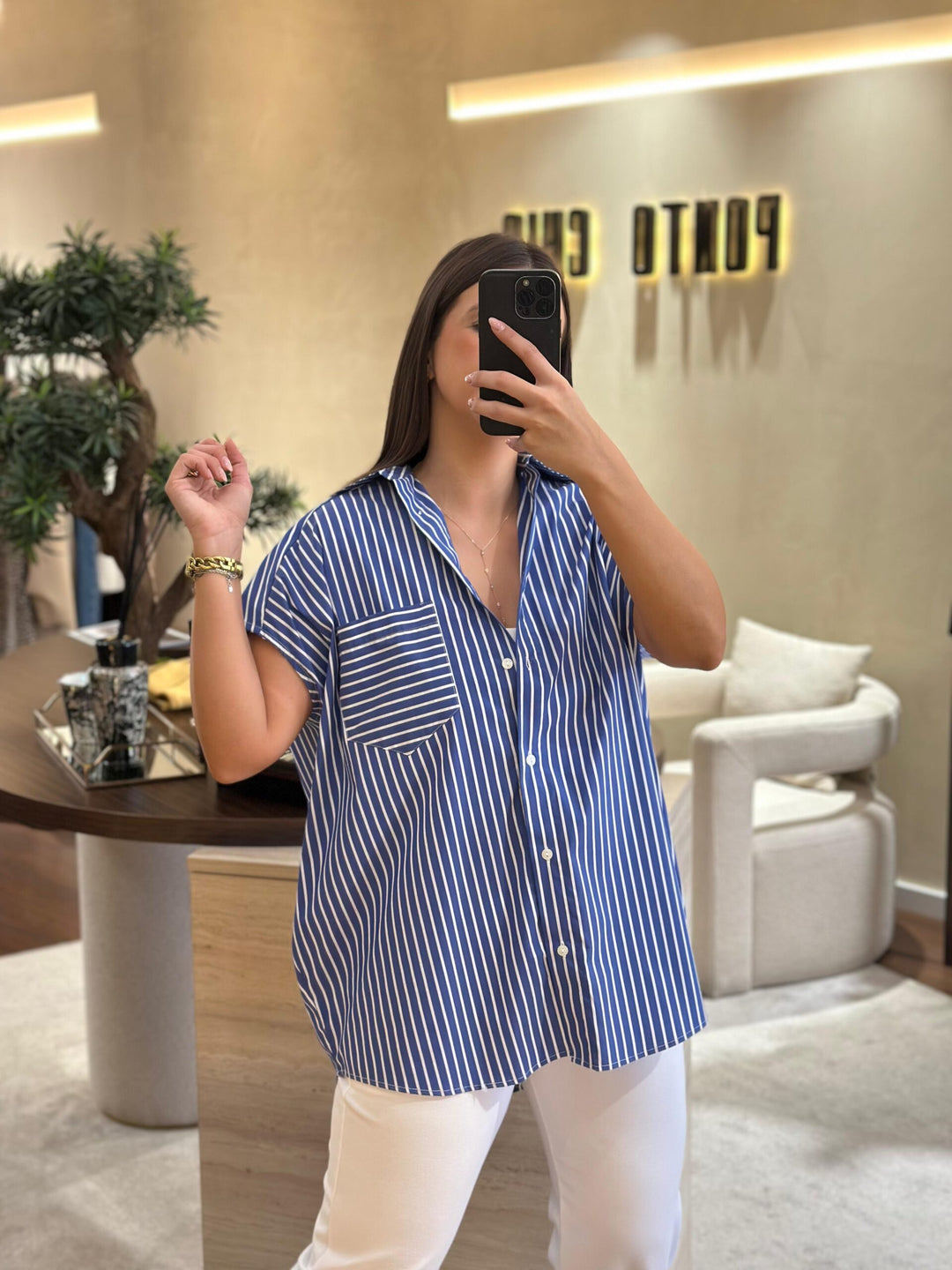 CAMISA CAVEADA AZUL COM RISCA BRANCA GAELLE PARIS