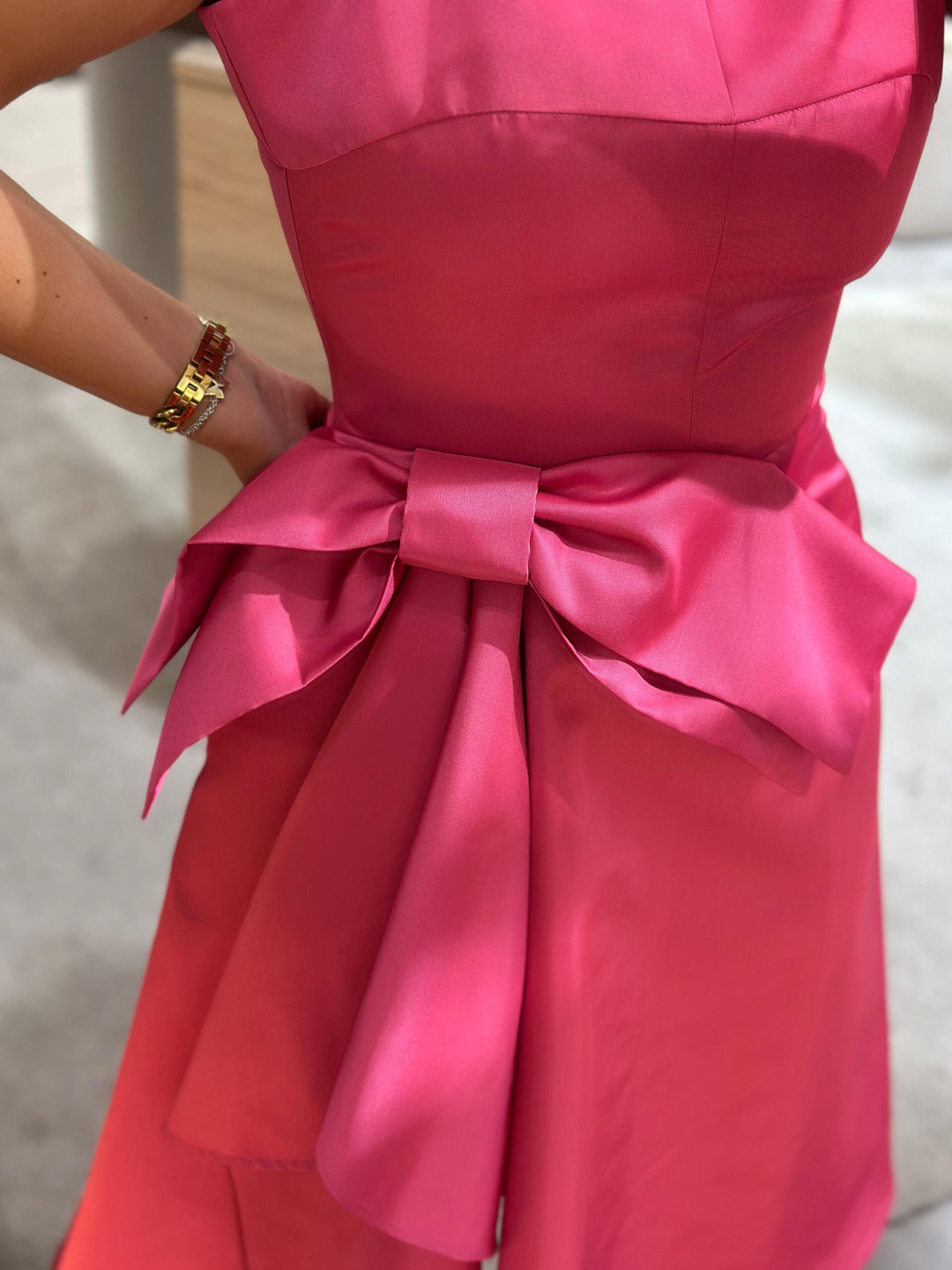 VESTIDO ROSA CURTO COM LAÇO MISS YOU