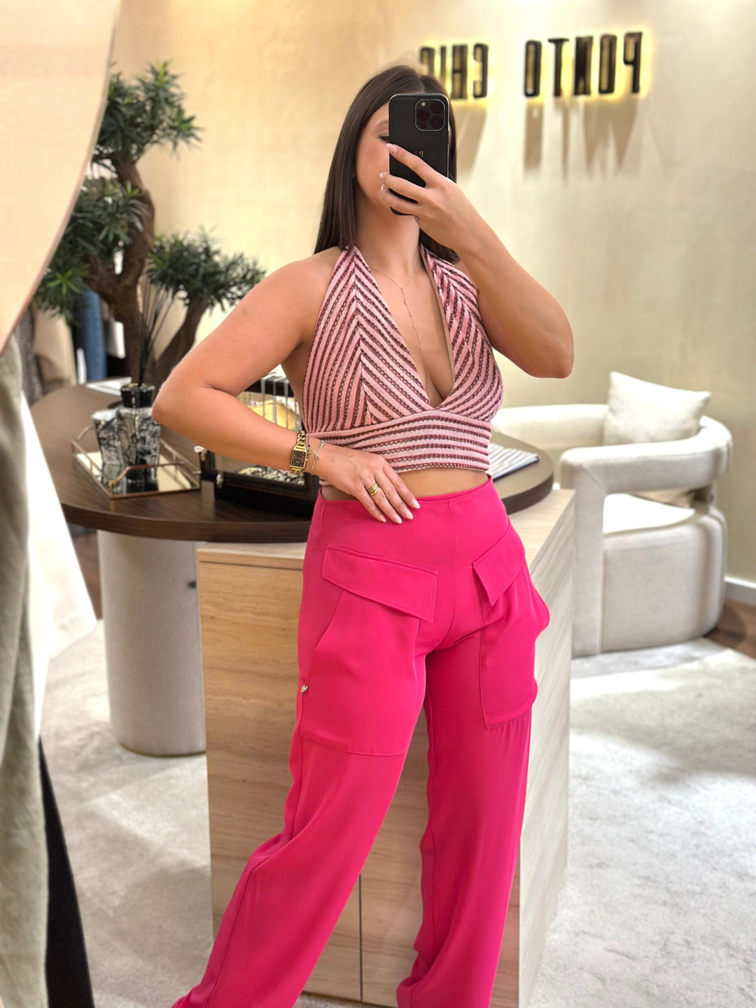 CALÇAS COM BOLSOS DE ABA ROSA MISS YOU