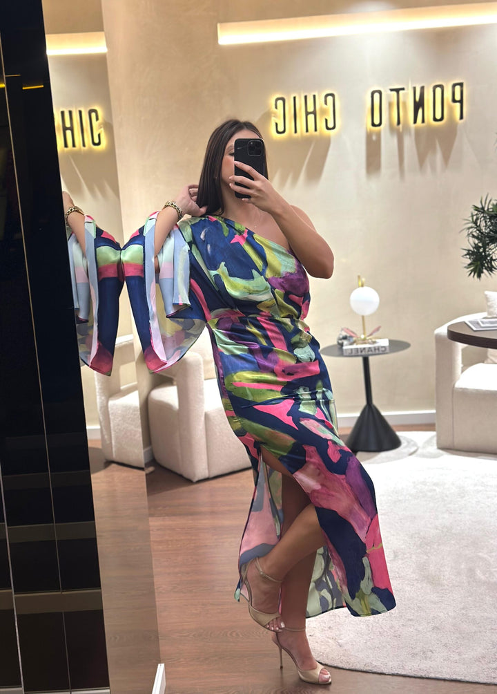 VESTIDO ESTAMPADO MANGA UNILATERAL PONTO CHIC