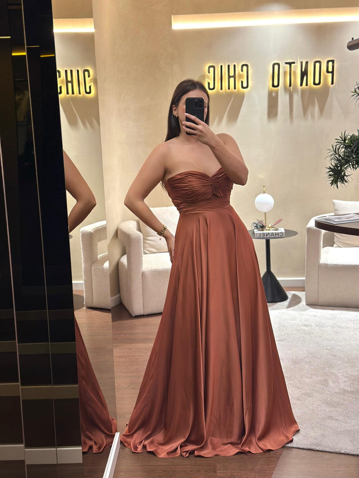 VESTIDO COMPRIDO TERRACOTA PONTO CHIC