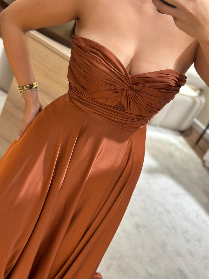 VESTIDO COMPRIDO TERRACOTA PONTO CHIC