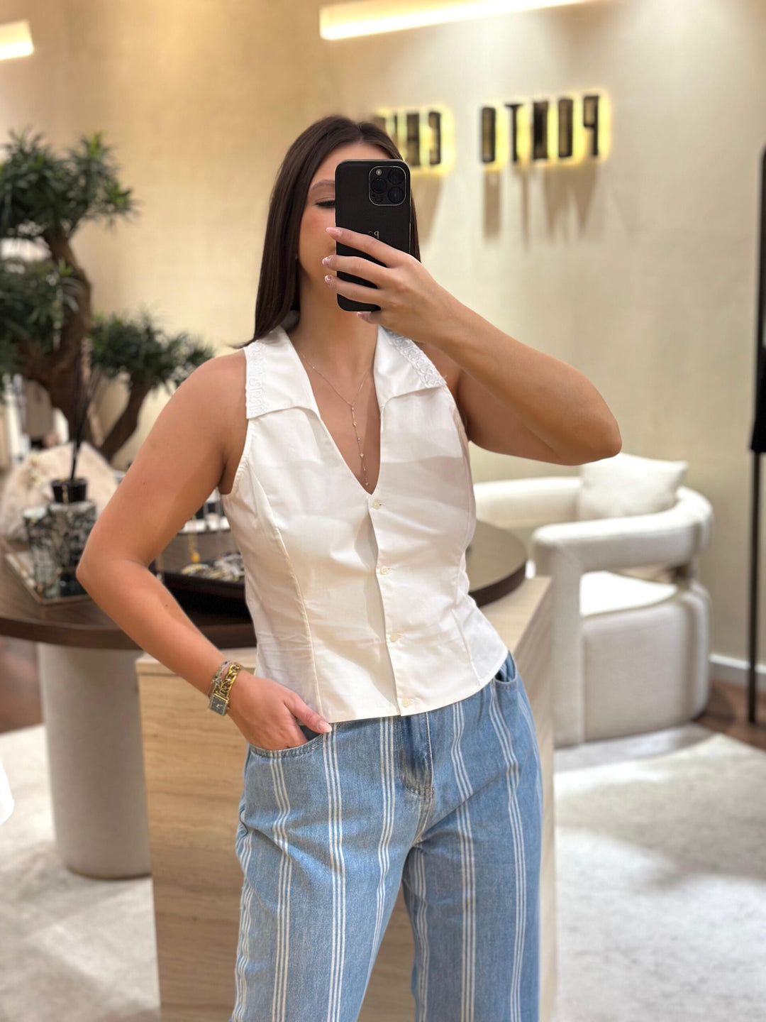 CAMISA BRANCA SEM OMBRO RINASCIMENTO