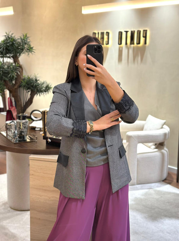 BLAZER CINZA COM RENDA E NAPA RINASCIMENTO
