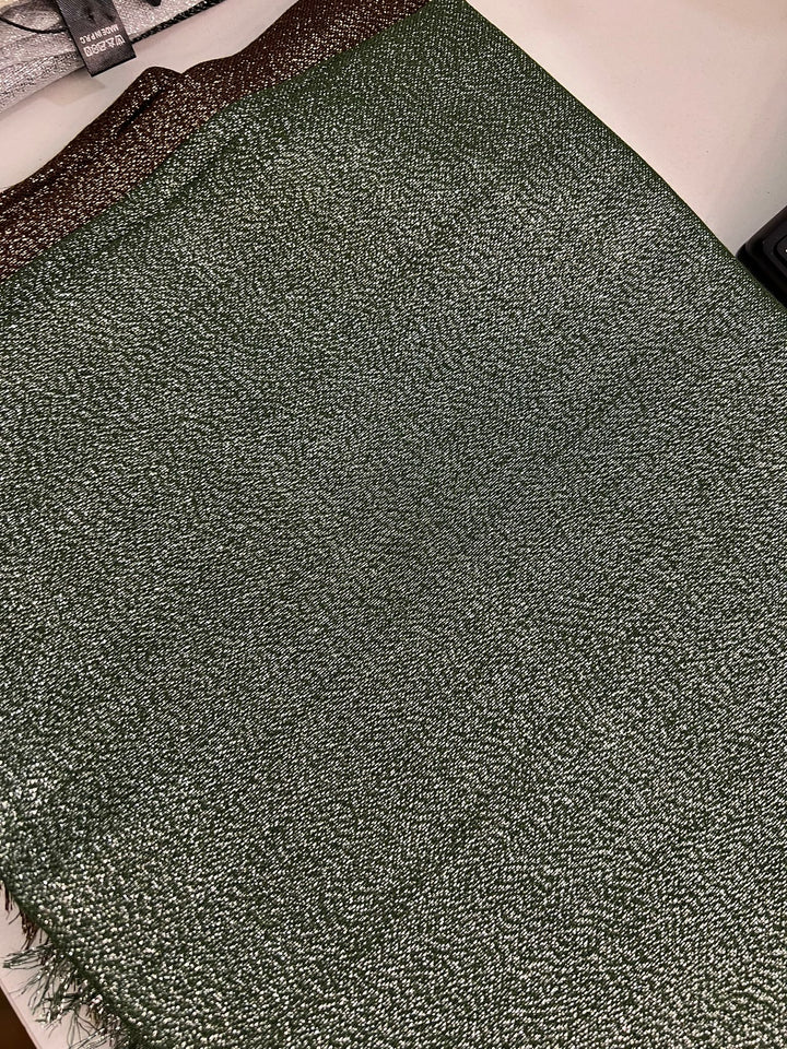 LENÇO VERDE COM BRILHO METALIZADO PONTO CHIC