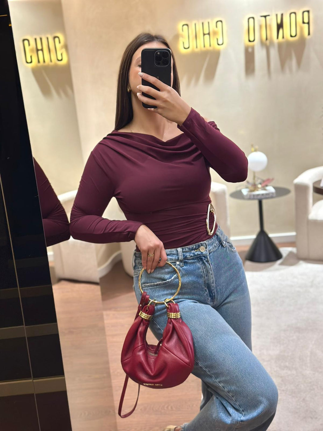 BODY BORDÔ DRAPEADO COM FIVELA PONTO CHIC