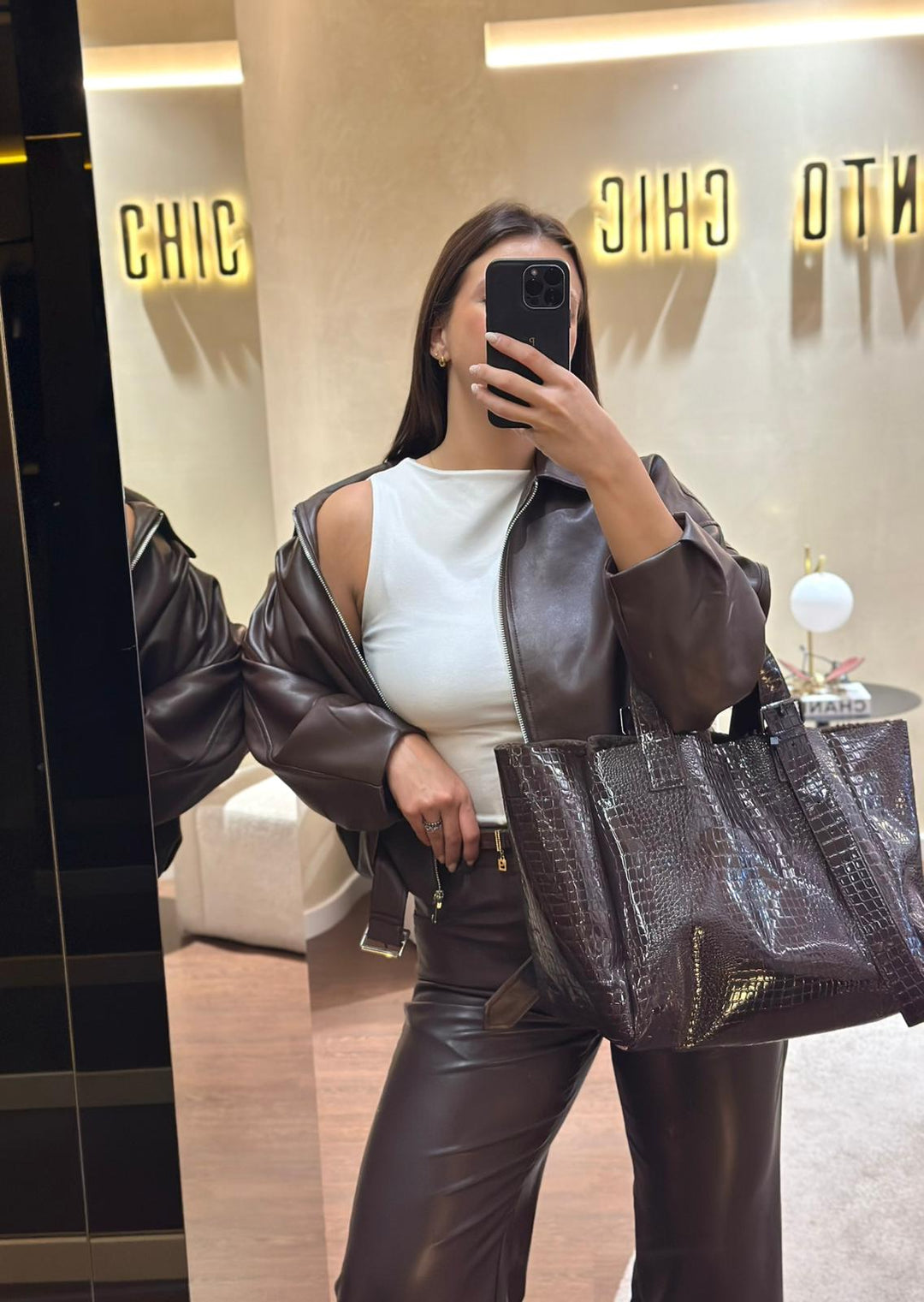 TOP BRANCO DRAPEADO ASSIMÉTRICO PONTO CHIC