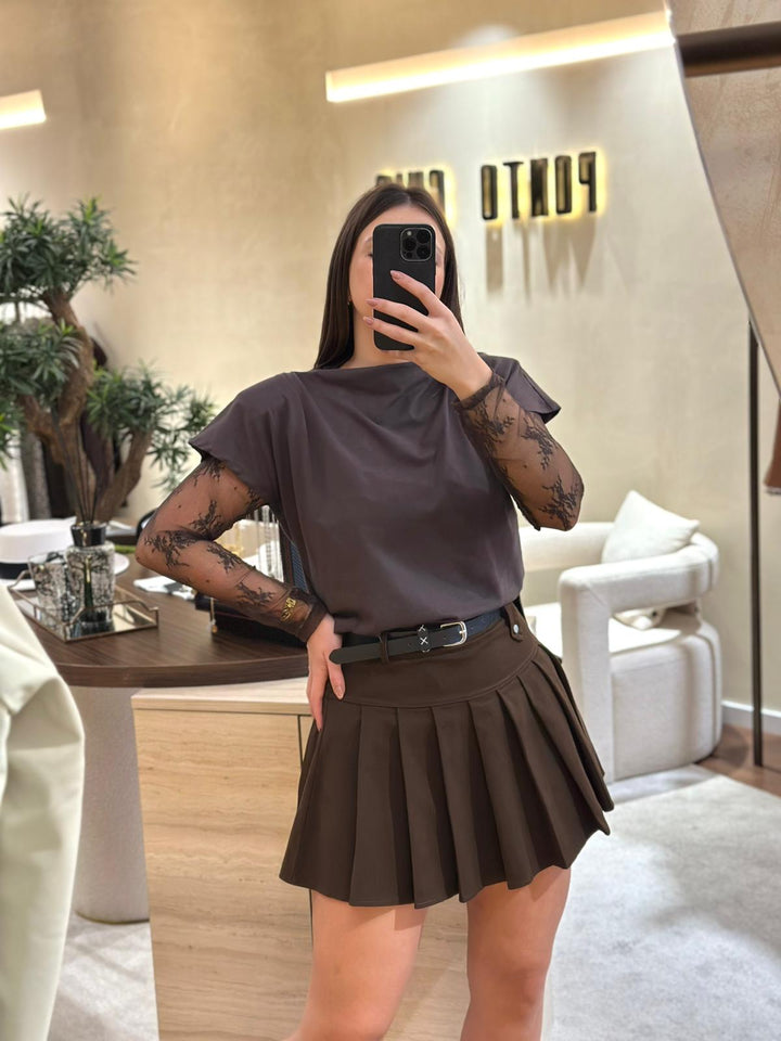 SAIA CASTANHA PLISSADA COM CINTO PONTO CHIC