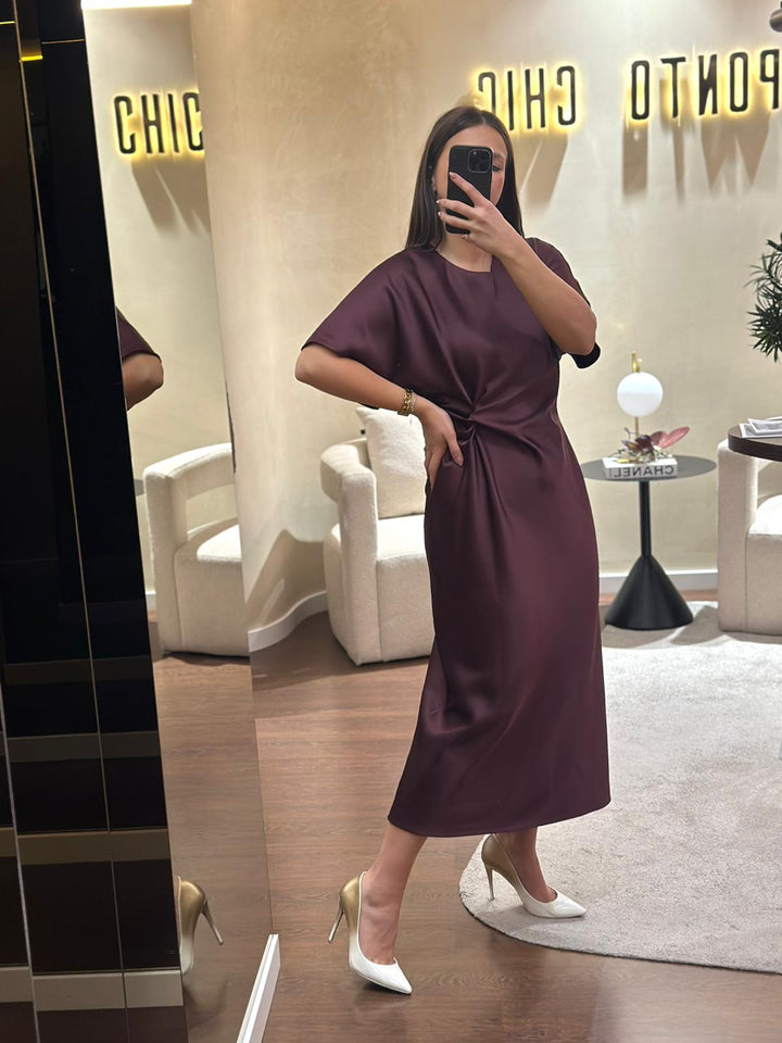 VESTIDO BORDÔ COM DRAPEADO FRONTAL RINASCIMENTO