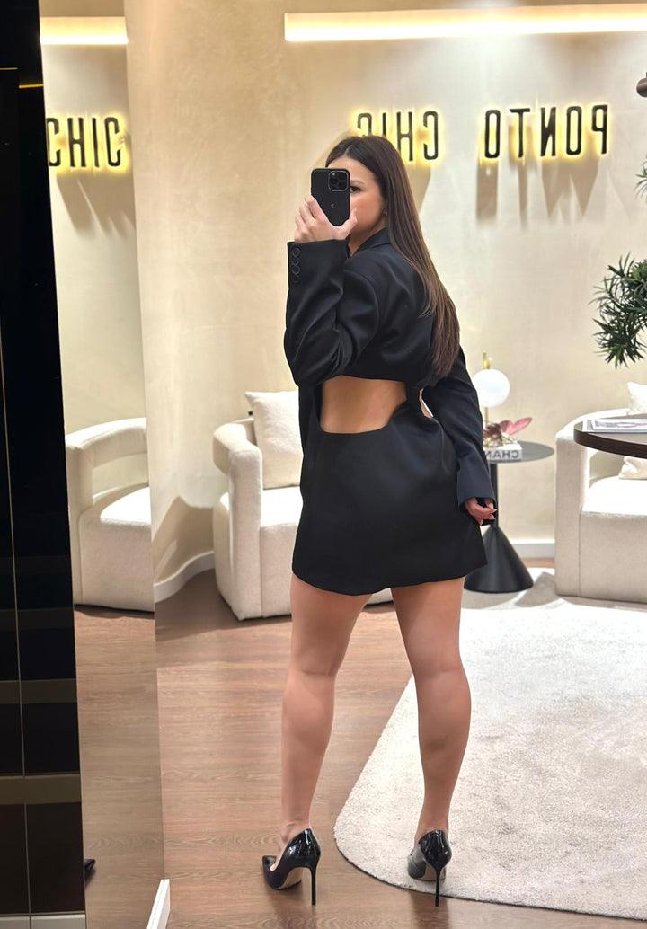 VESTIDO BLAZER PRETO COM RECORTES ELEH