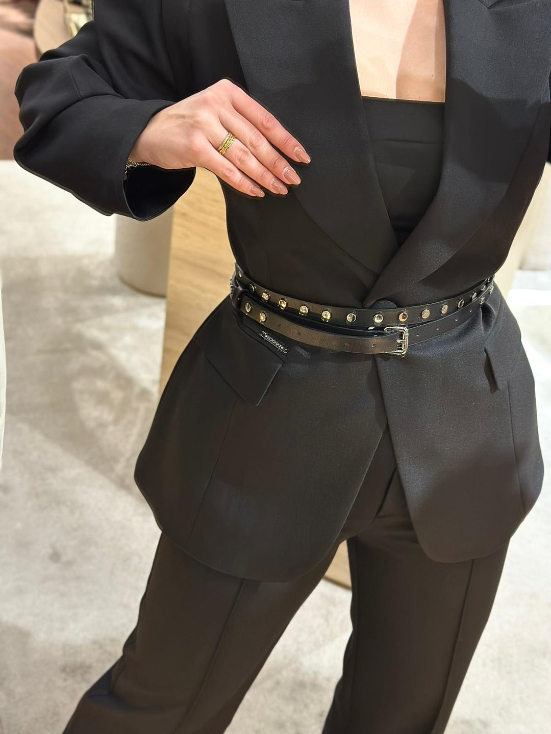 BLAZER PRETO ESTRUTURADO COM CINTO SAHOCO