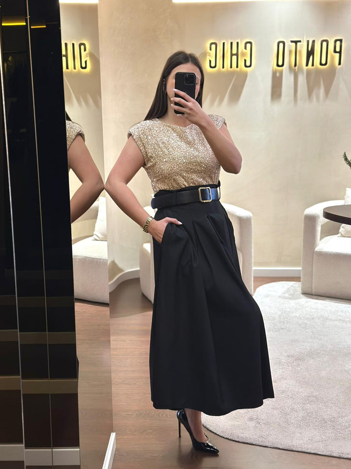 VESTIDO DE LANTEJOULAS DOURADO PONTO CHIC