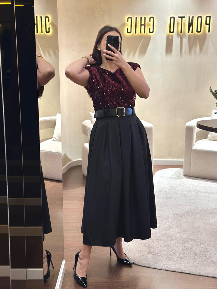 VESTIDO DE LANTEJOULAS BORDEAUX PONTO CHIC