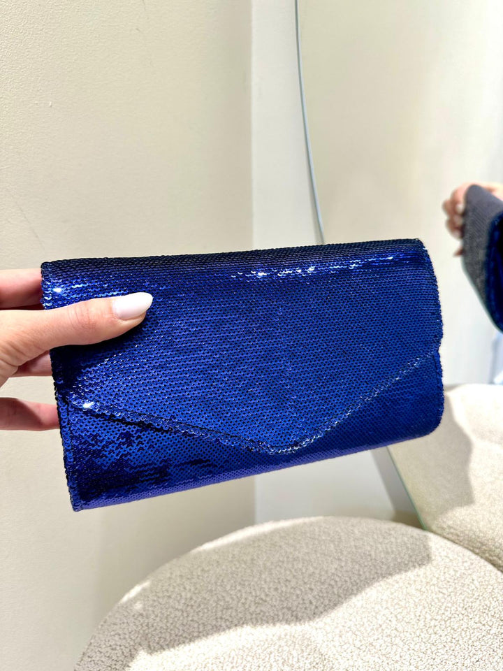 CLUTCH ENVELOPE DE LANTEJOULAS AZUL-MARINHO PONTO CHIC