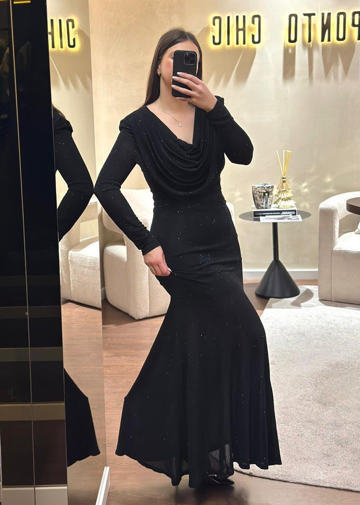 VESTIDO PRETO DRAPEADO COM BRILHOS PONTO CHIC