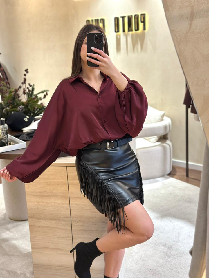 CAMISA BORDEAUX CURTA ACETINADA PONTO CHIC