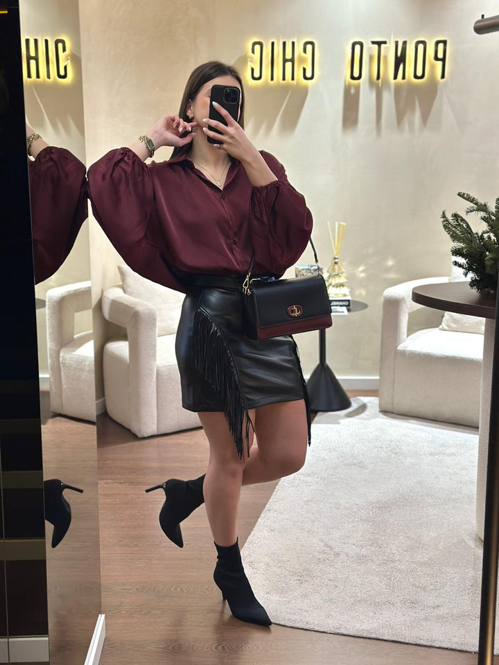 CAMISA BORDEAUX CURTA ACETINADA PONTO CHIC